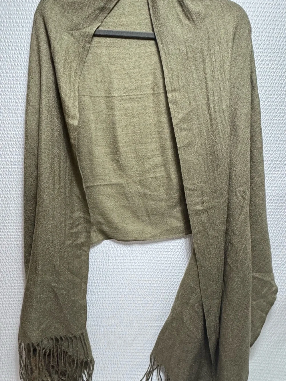 Vintage coldwater creek Olive Green Embroidered Fringe Scarf
